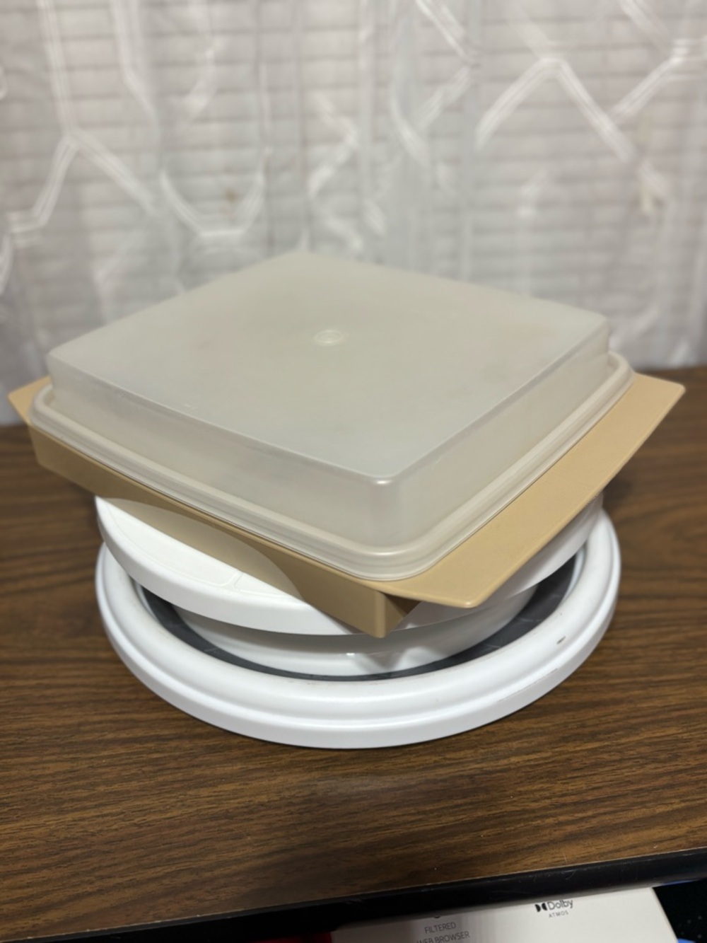 Tupperware 2 section serving tray with lid Vintage 9 x 12